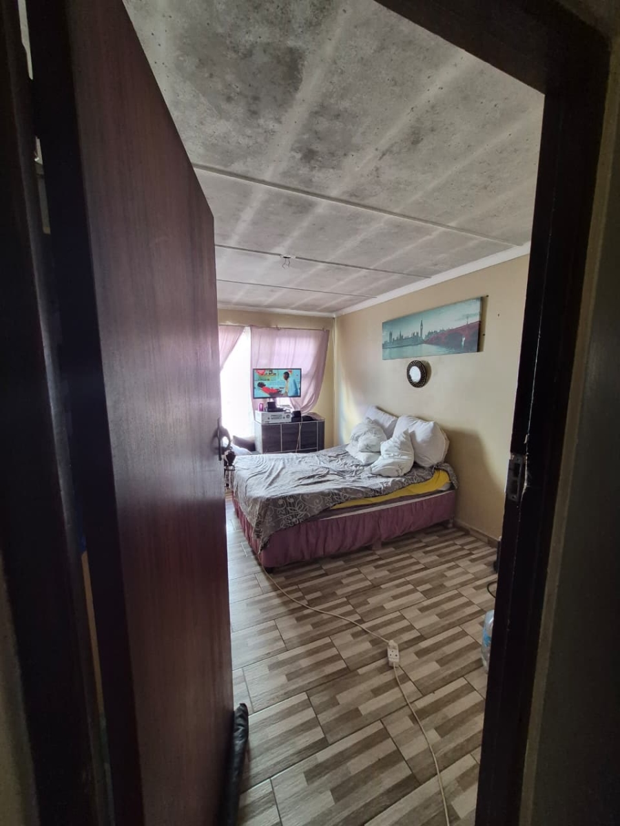 Commercial Property for Sale in Southernwood Eastern Cape